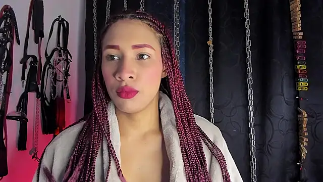 Snapshot of charrlotte_quinn chatting on 02/26/26, 12:38 charrlotte quinn online show from 02/26/26, 12:38