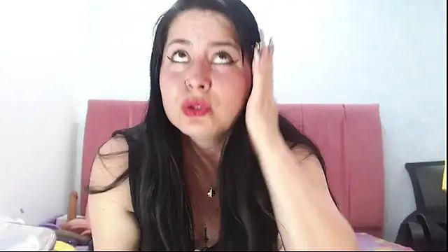 agathacorlincm101 online show from 11/09/25, 08:35