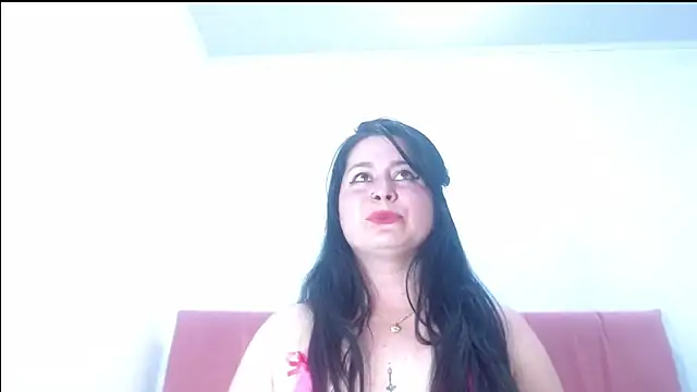 agathacorlincm101 online show from 11/12/25, 09:07