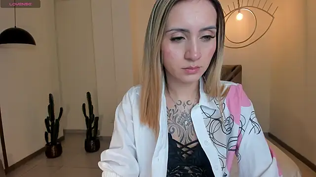 MollySundersX online show from 01/17/26, 08:45