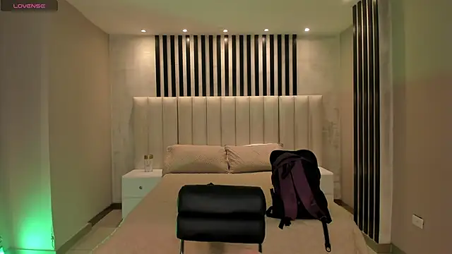 MollySundersX online show from 03/15/26, 04:30