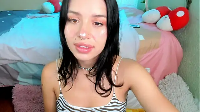 Snapshot of MiaaRose chatting on 02/04/26, 06:36 MiaaRose online show from 02/04/26, 06:36