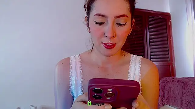Snapshot of lanaturner_ chatting on 09/09/25, 09:02 lanaturner online show from 09/09/25, 09:02