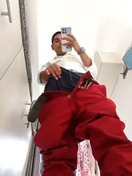 Felipesilv5 online show from 01/10/26, 05:52