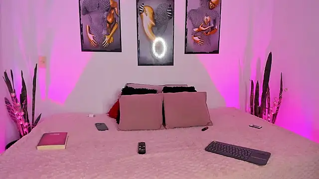 Stanlor1226 online show from 01/13/26, 01:09