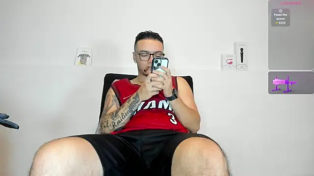 male pussy online show from 02/25/25, 02:58