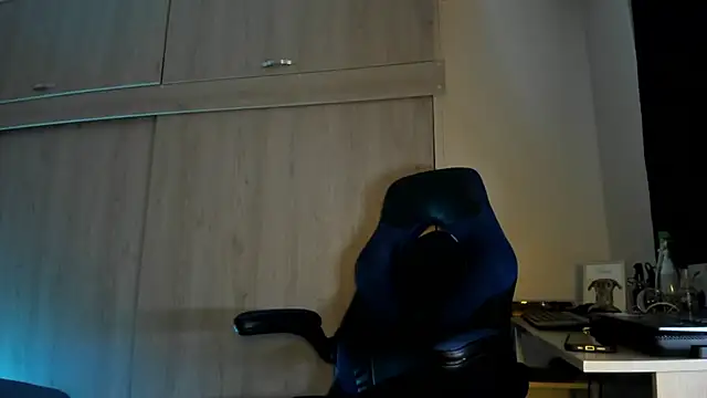 male pussy online show from 09/10/25, 09:52