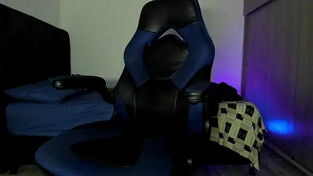 male pussy online show from 10/28/25, 05:29