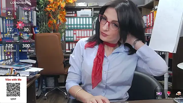 classyladyrellax online show from 11/18/25, 11:57