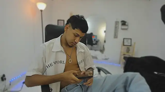 slim master12 online show from 01/18/26, 03:10