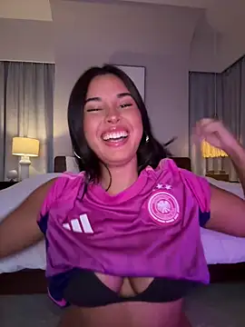 Snapshot of Lizhush_ chatting on 01/19/26, 04:00 Lizhush online show from 01/19/26, 04:00