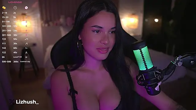 Snapshot of Lizhush_ chatting on 03/16/25, 06:01 Lizhush online show from 03/16/25, 06:01