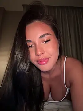 Snapshot of Lizhush_ chatting on 02/05/25, 04:47 Lizhush online show from 02/05/25, 04:47