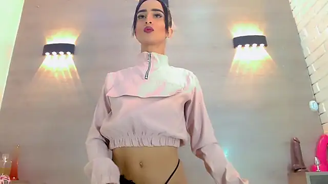 PriscilaRainbow online show from 10/14/25, 04:13