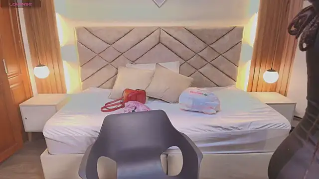 Raquel jones online show from 02/13/26, 03:06