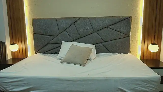 Raquel jones online show from 03/30/26, 07:15