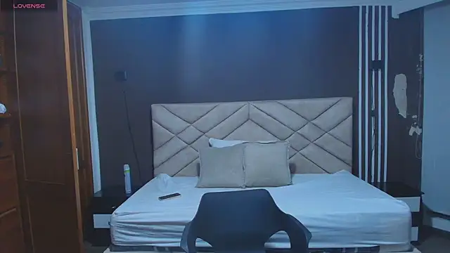 Raquel jones online show from 11/14/25, 11:47