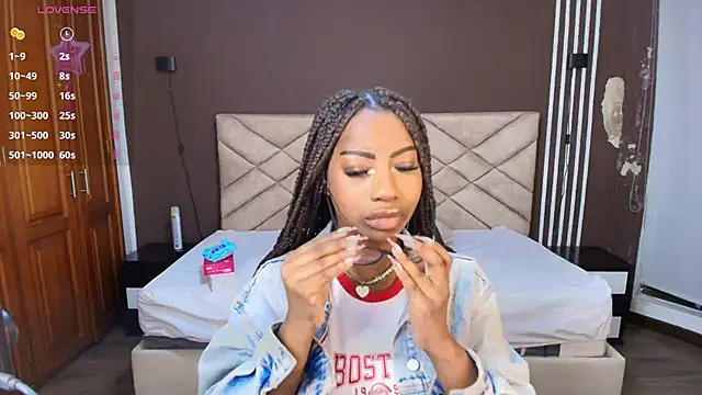 Raquel jones online show from 12/01/25, 11:55