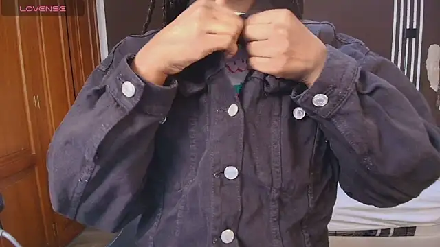 Raquel jones online show from 12/21/25, 11:23