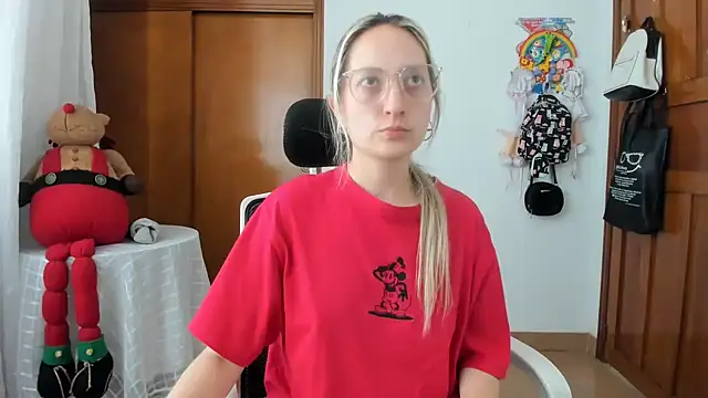 Adele johnsonn1 online show from 05/22/26, 05:22