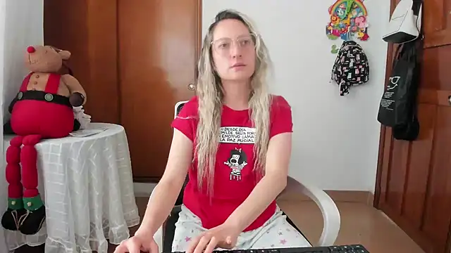 Snapshot of Adele_johnsonn1 chatting on 06/29/26, 03:01 Adele johnsonn1 online show from 06/29/26, 03:01