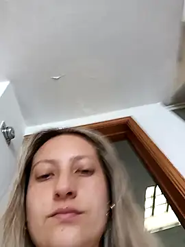 Snapshot of Adele_johnsonn1 chatting on 02/10/25, 02:48 Adele johnsonn1 online show from 02/10/25, 02:48