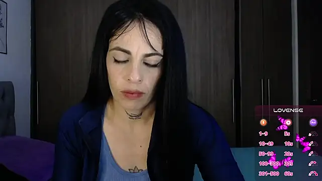 violett honney online show from 04/01/26, 05:42