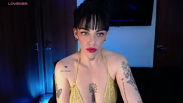 violett honney online show from 11/08/25, 04:49