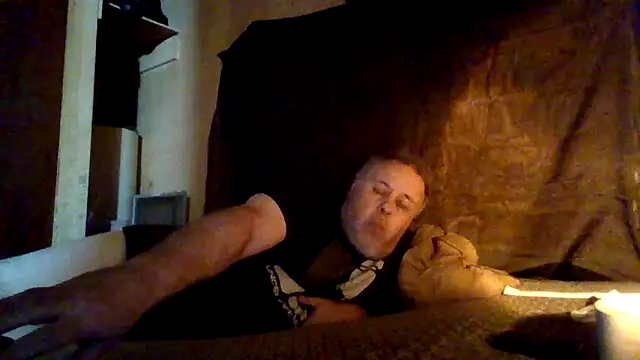 Nightshade7712 online show from 10/20/25, 03:30