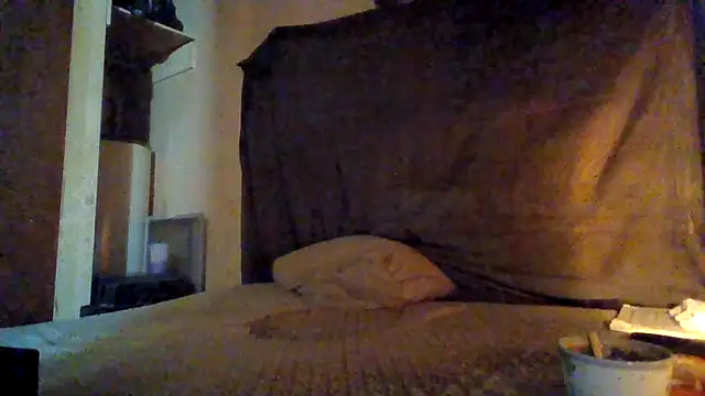 Nightshade7712 online show from 10/17/25, 07:37