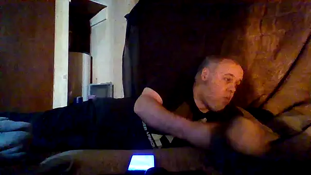 Nightshade7712 online show from 12/01/25, 10:21