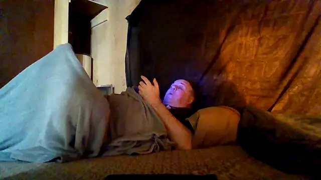 Nightshade7712 online show from 12/04/25, 06:29