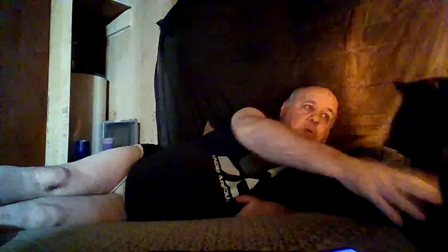 Nightshade7712 online show from 11/17/25, 06:23