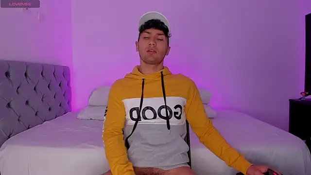 Valerio James7 online show from 03/14/25, 01:05