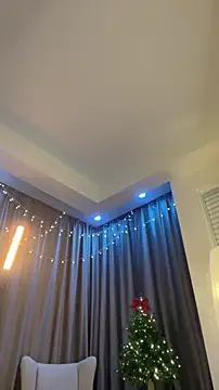 Snapshot of teasecake chatting on 01/08/26, 02:28 teasecake online show from 01/08/26, 02:28