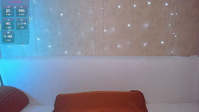 Snapshot of enjoy019 chatting on 09/20/25, 04:17 enjoy019 online show from 09/20/25, 04:17