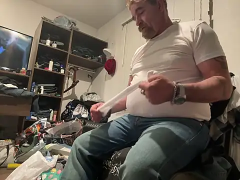 JakTRipr online show from 02/18/25, 09:43