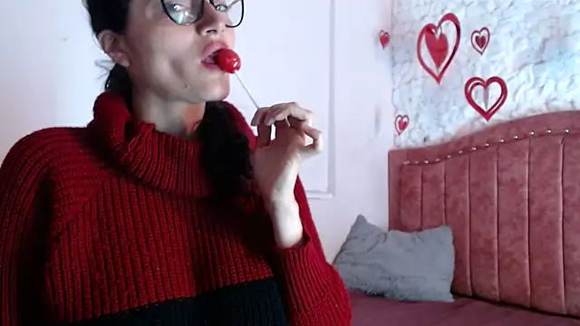 lunazulsj online show from 02/18/25, 03:31