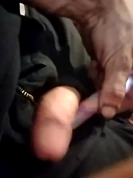 Snapshot of SolitaryMisfit8 chatting on 09/14/25, 10:43 SolitaryMisfit8 online show from 09/14/25, 10:43