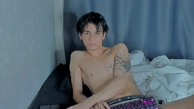 MarkBrowniii online show from 11/05/25, 08:12