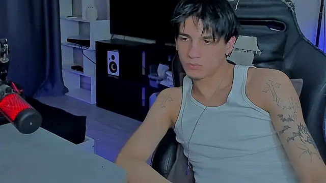 MarkBrowniii online show from 12/23/25, 06:56