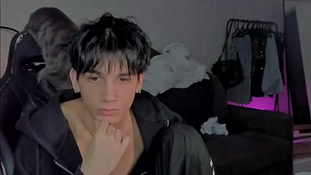 Snapshot of MarkBrowniii chatting on 01/21/25, 08:00 MarkBrowniii online show from 01/21/25, 08:00