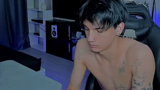 MarkBrowniii online show from 12/15/25, 08:47