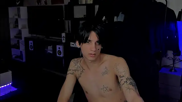 MarkBrowniii online show from 06/30/26, 02:00