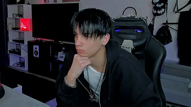 MarkBrowniii online show from 02/05/26, 01:07