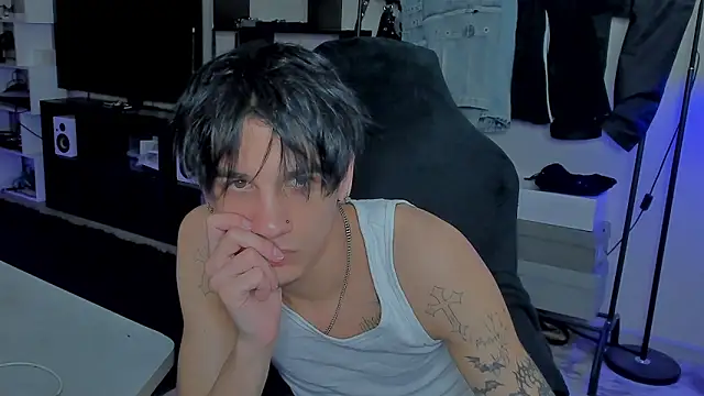 MarkBrowniii online show from 04/13/26, 03:32