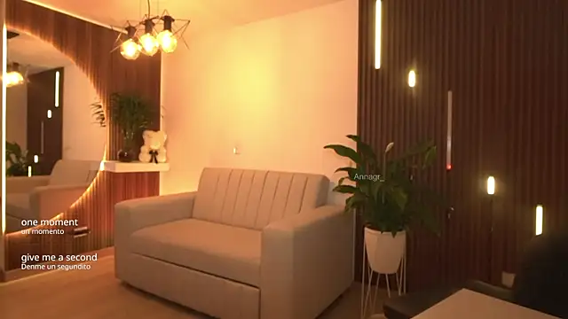 AnnaTaylor1 online show from 01/13/26, 12:15