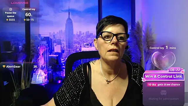 Snapshot of ninarandmann chatting on 05/31/26, 04:24 ninarandmann online show from 05/31/26, 04:24