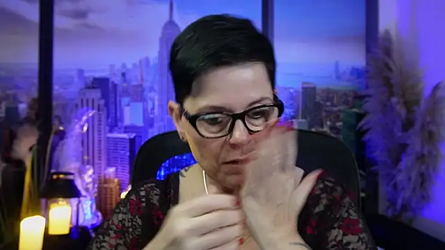 ninarandmann online show from 12/16/25, 06:12