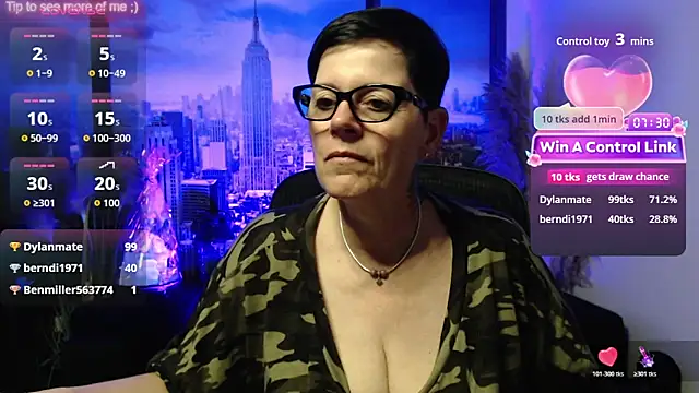 Snapshot of ninarandmann chatting on 05/29/26, 05:30 ninarandmann online show from 05/29/26, 05:30